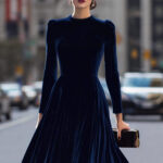 Velvet Round Neck Long Sleeve Velvet A-line Dress - Image 3