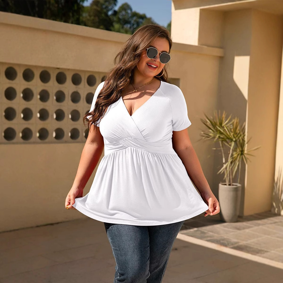 e48d4a4d-0f01-44f6-96e7-688c6079f53b.jpg Women's Plus Size T-shirt V-neck Top - Image 1